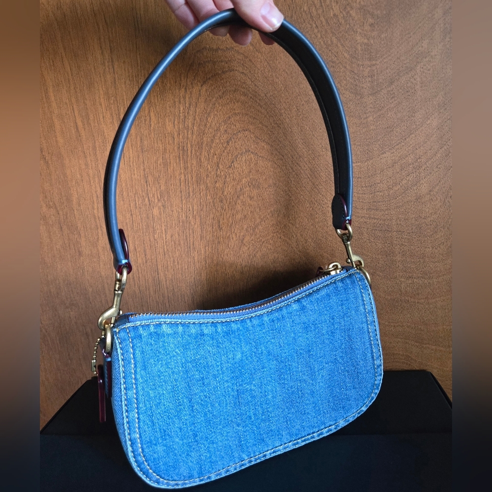 Coach Denim Swinger 20 - Picture 3 of 4